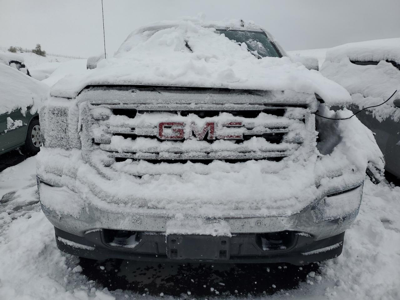 2017 GMC Sierra - Image 5