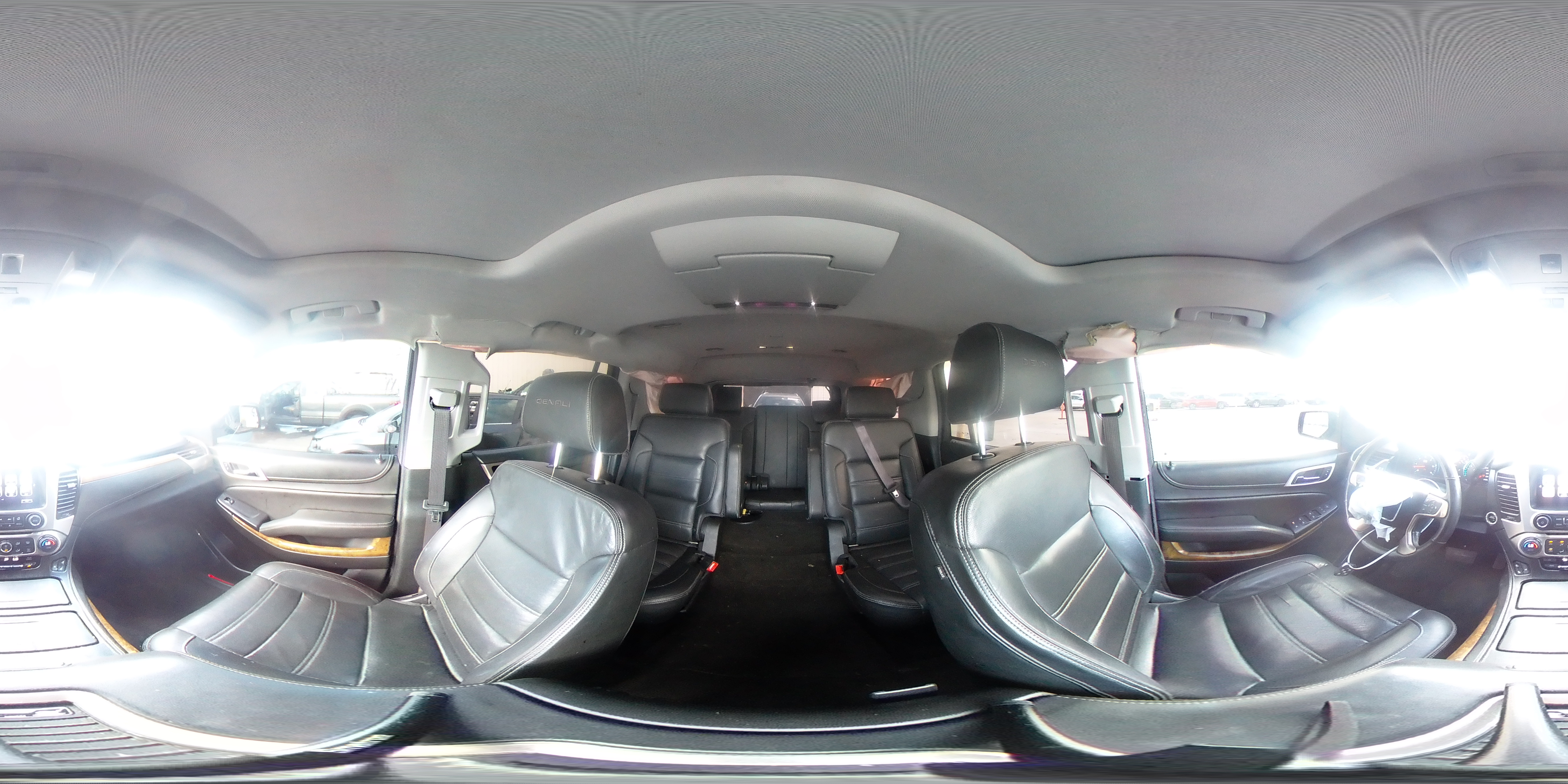 2017 GMC Yukon - Image 15