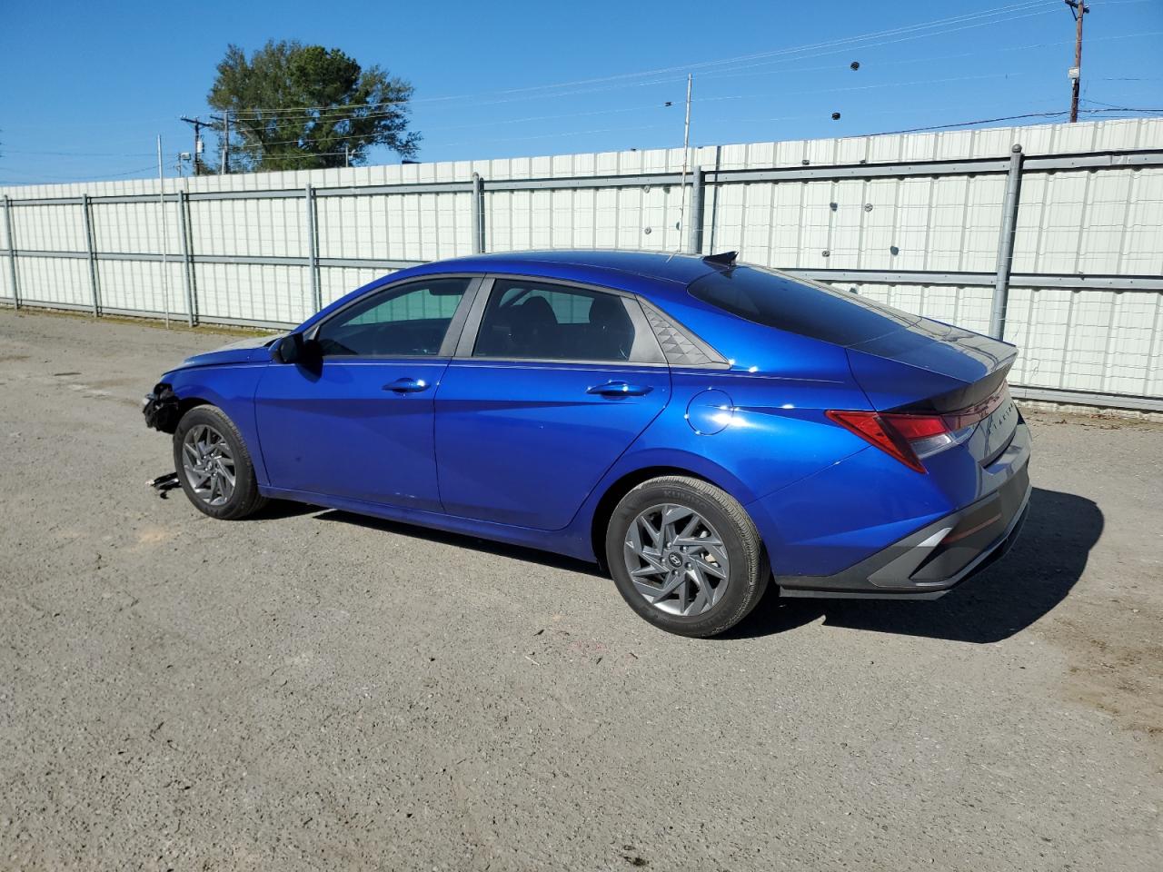 2024 Hyundai Elantra - Image 2