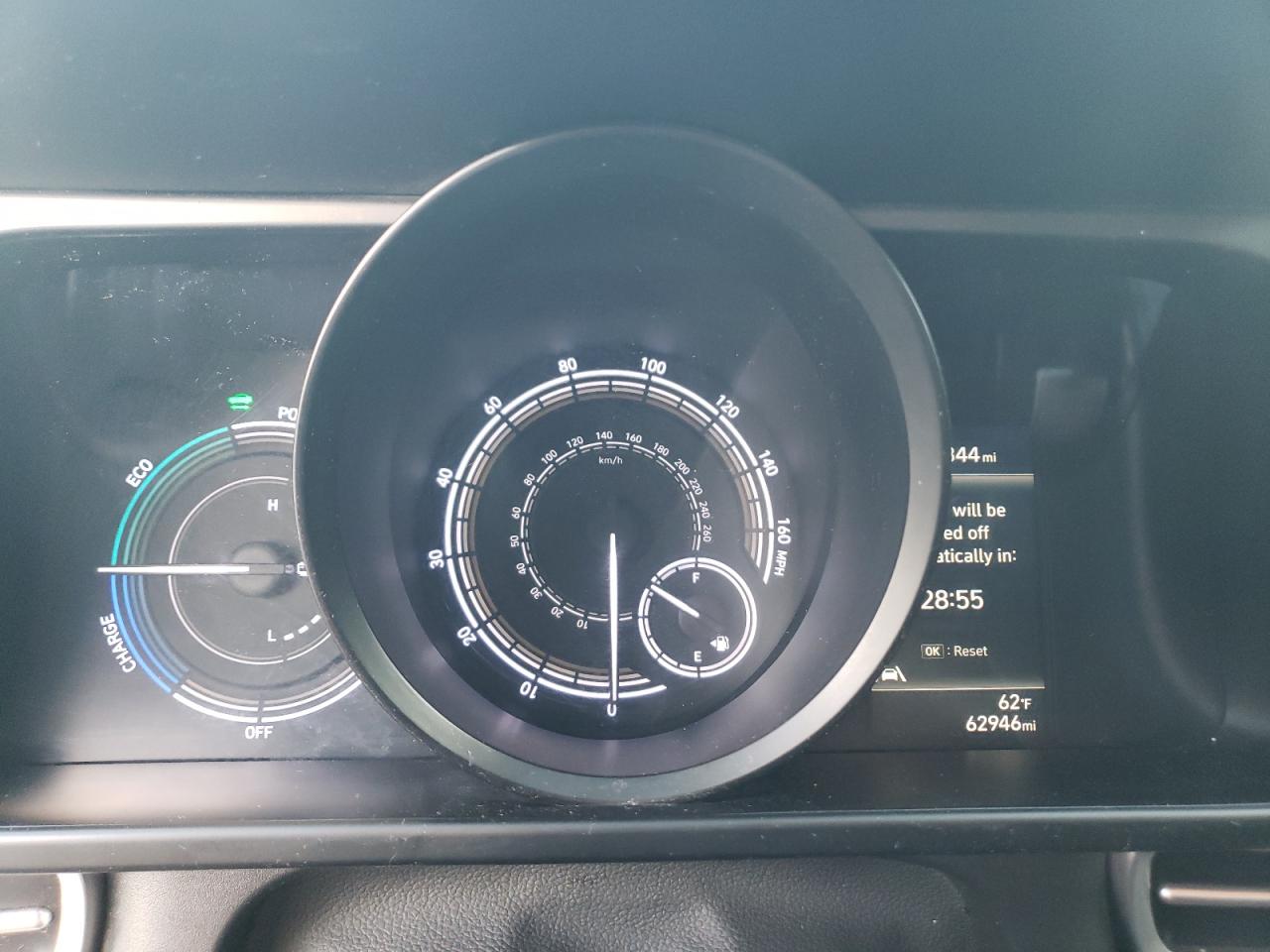 2022 Hyundai Elantra - Image 9