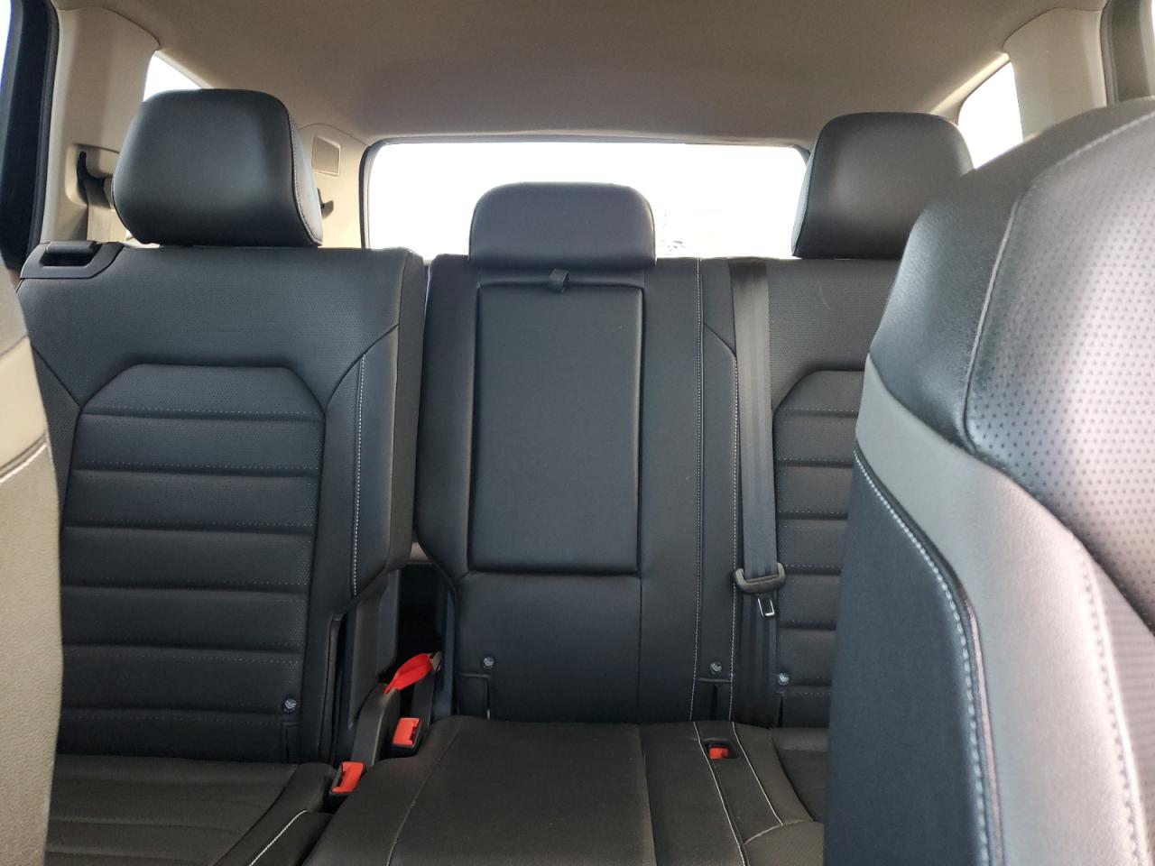 2021 Volkswagen Atlas - Image 10