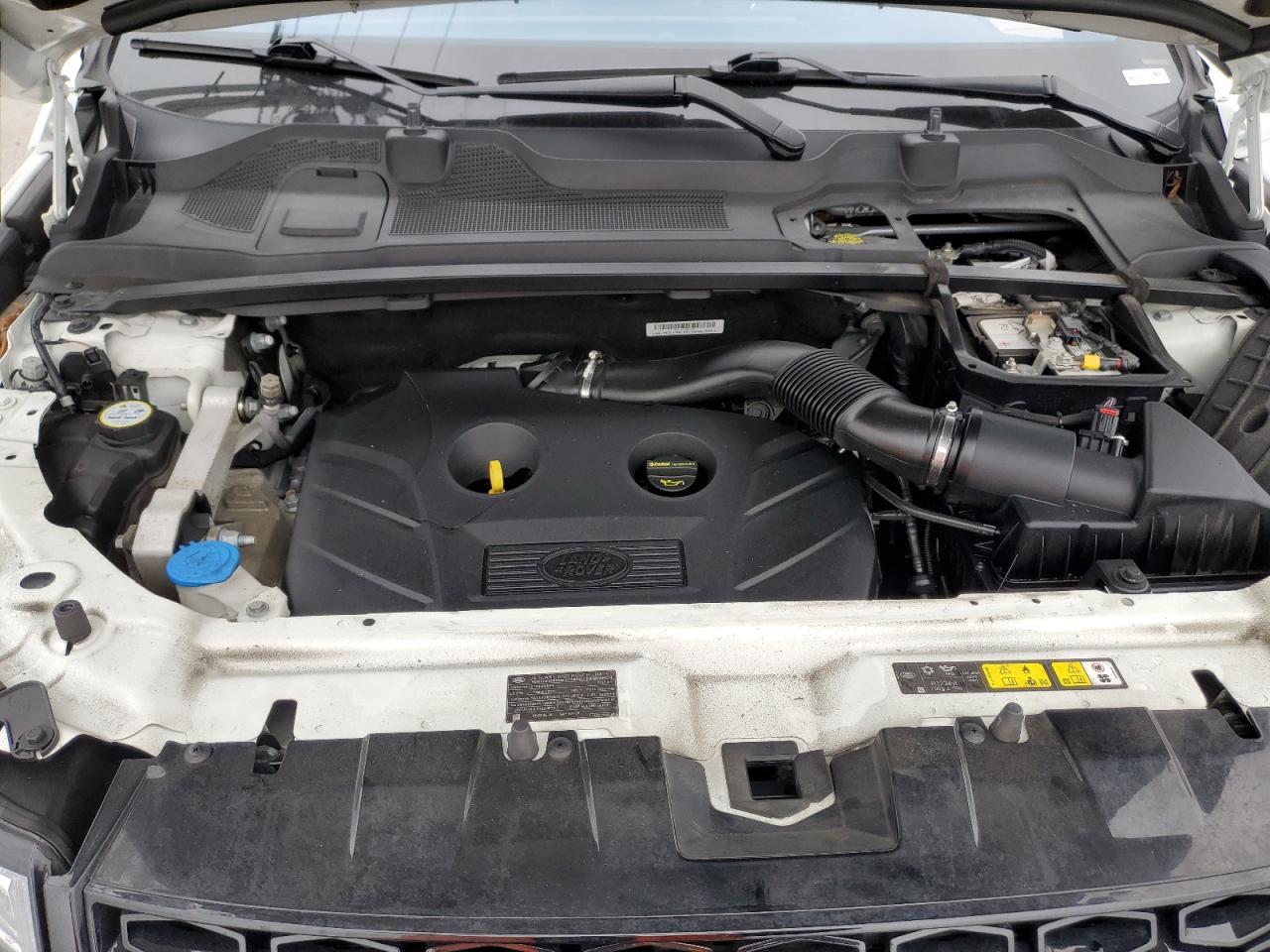 2017 Land Rover Discovery - Image 12