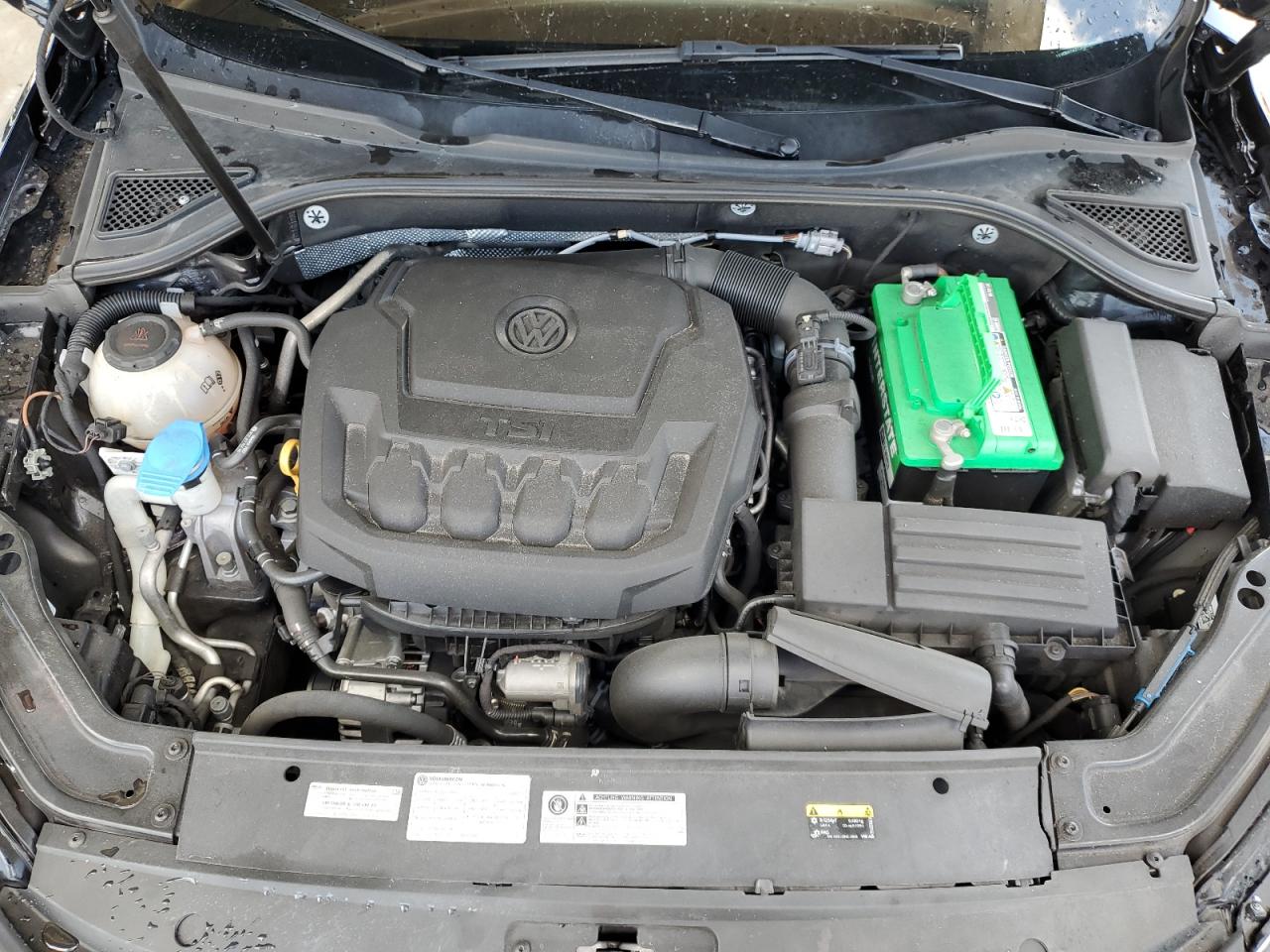 2018 Volkswagen Passat - Image 13
