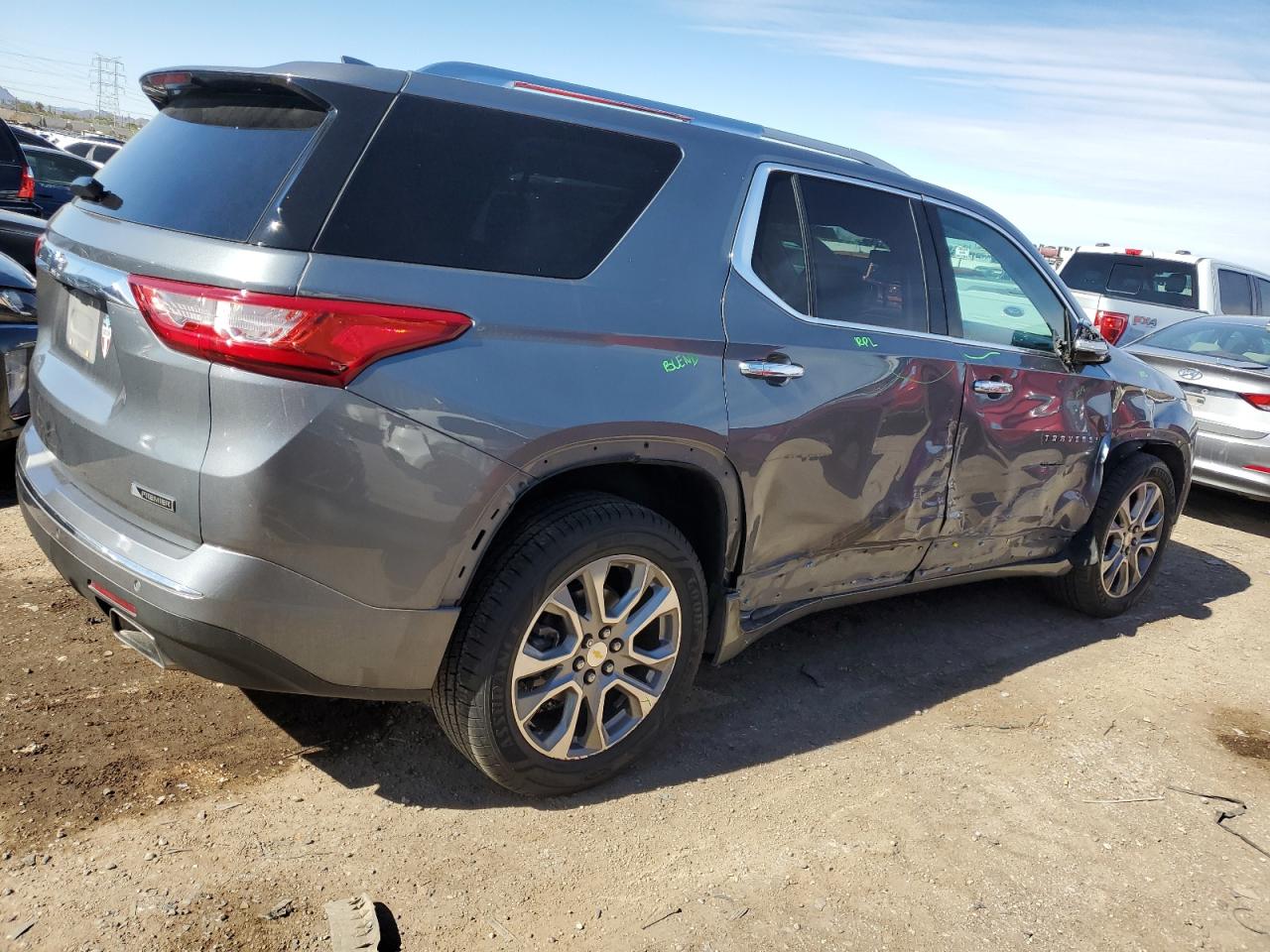 2018 Chevrolet Traverse - Image 3
