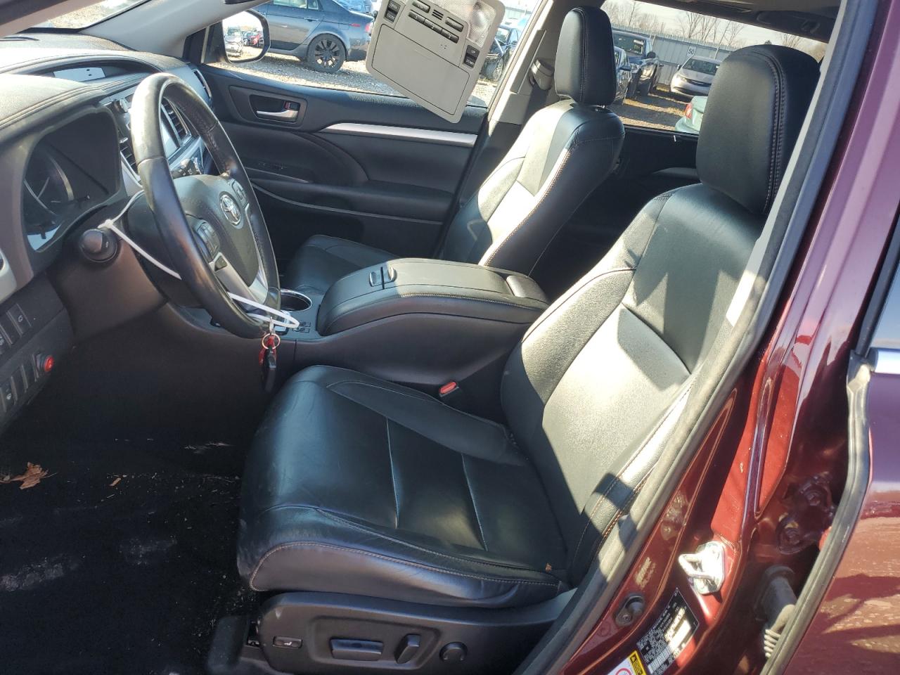 2017 Toyota Highlander - Image 7