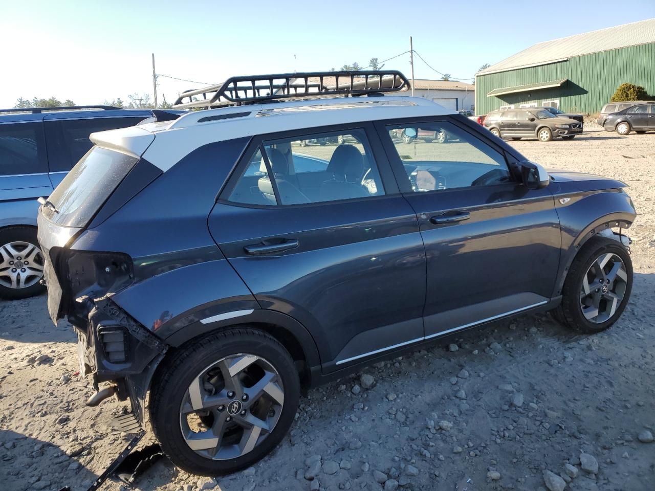 2022 Hyundai Venue - Image 3