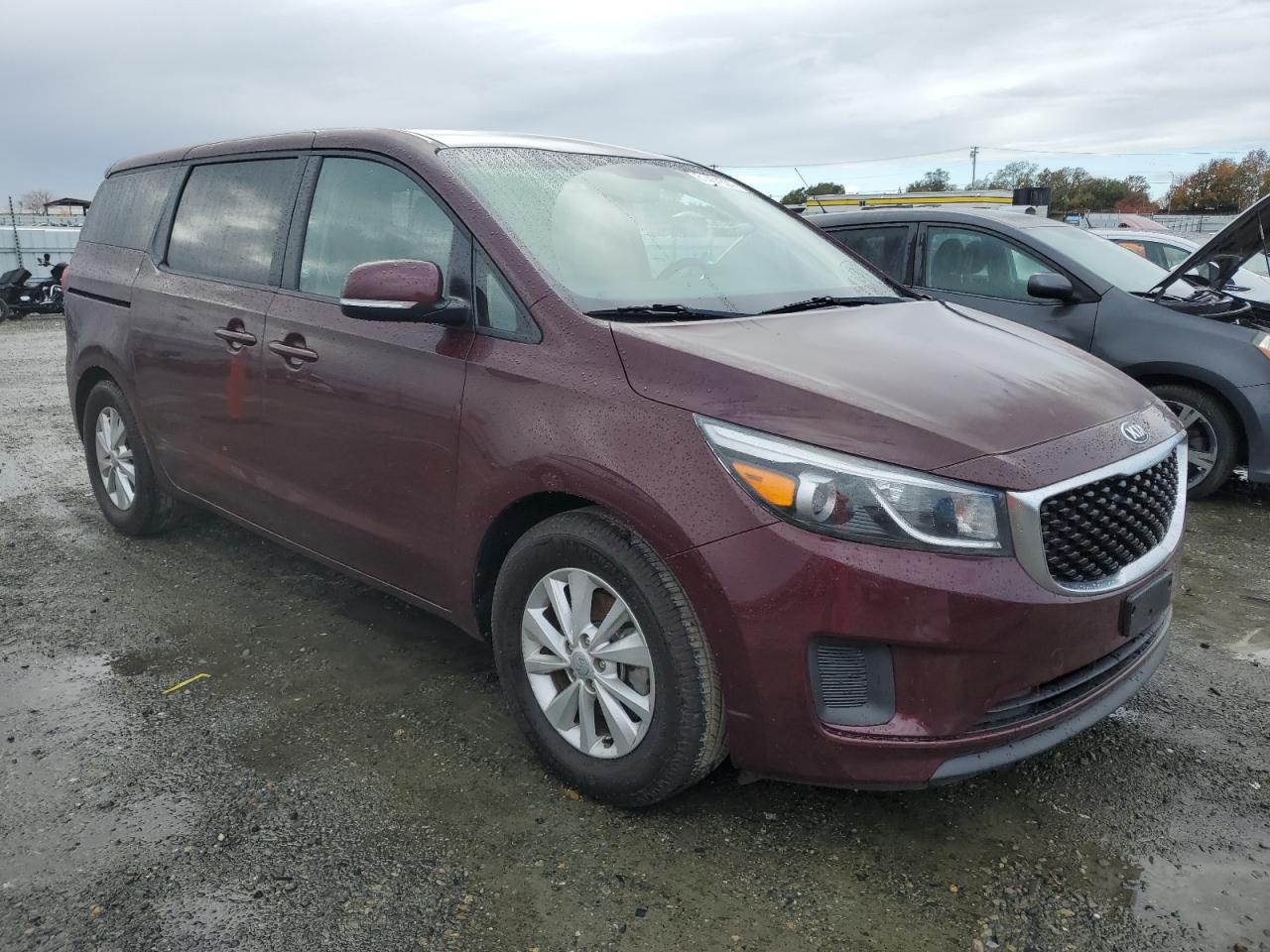 VIN KNDMB5C19J6397395 2018 KIA All Models no.4