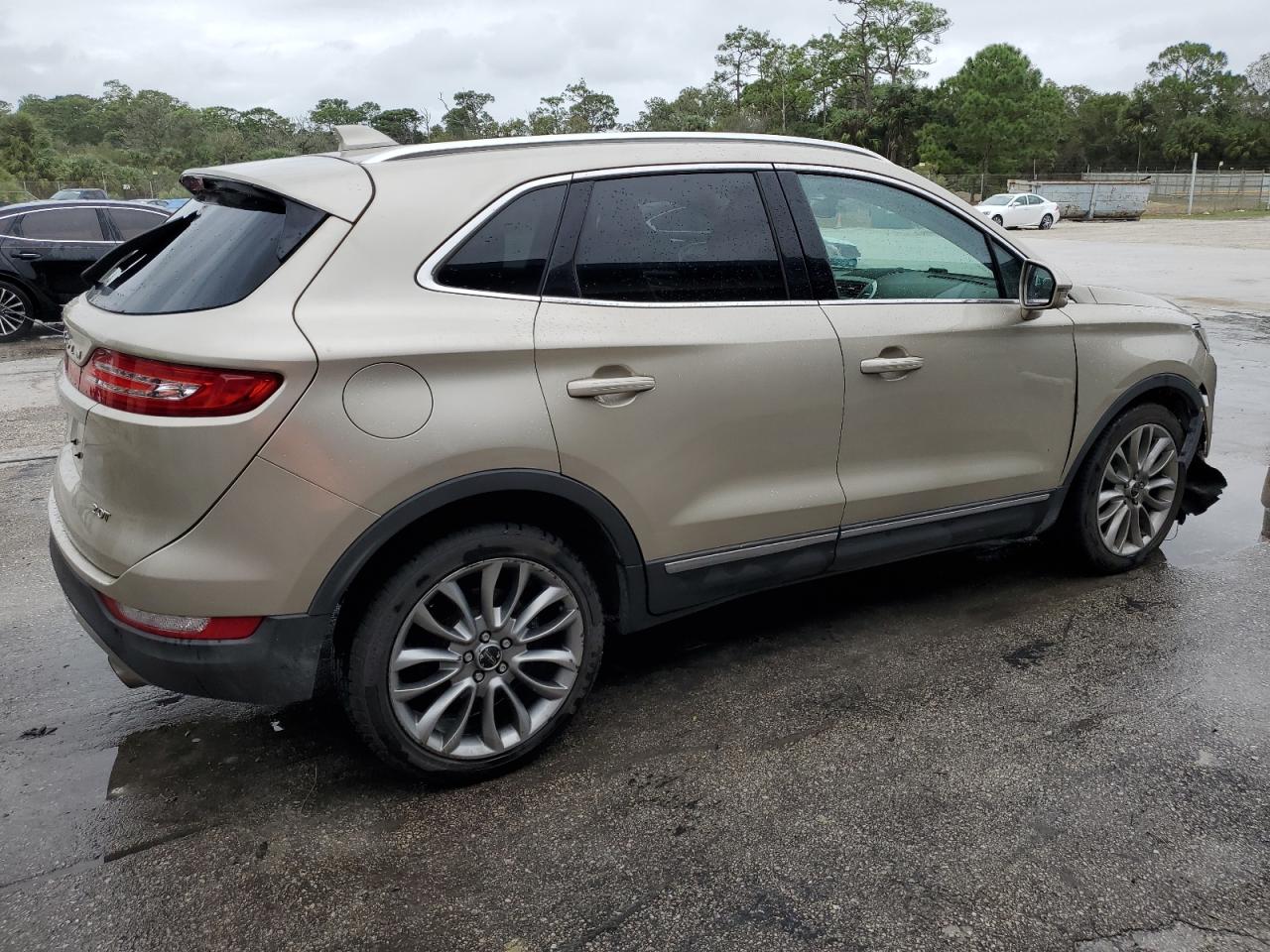2017 Lincoln MKC - Image 3