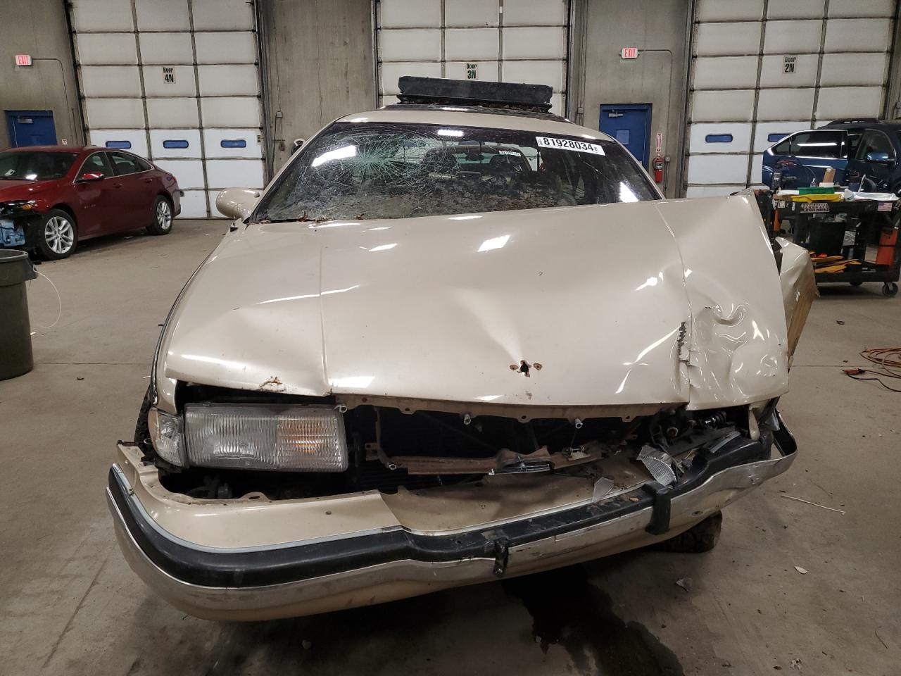 1996 Buick Roadmaster - Image 5
