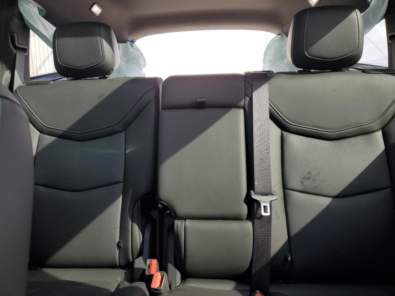 2022 Cadillac XT6 - Image 10
