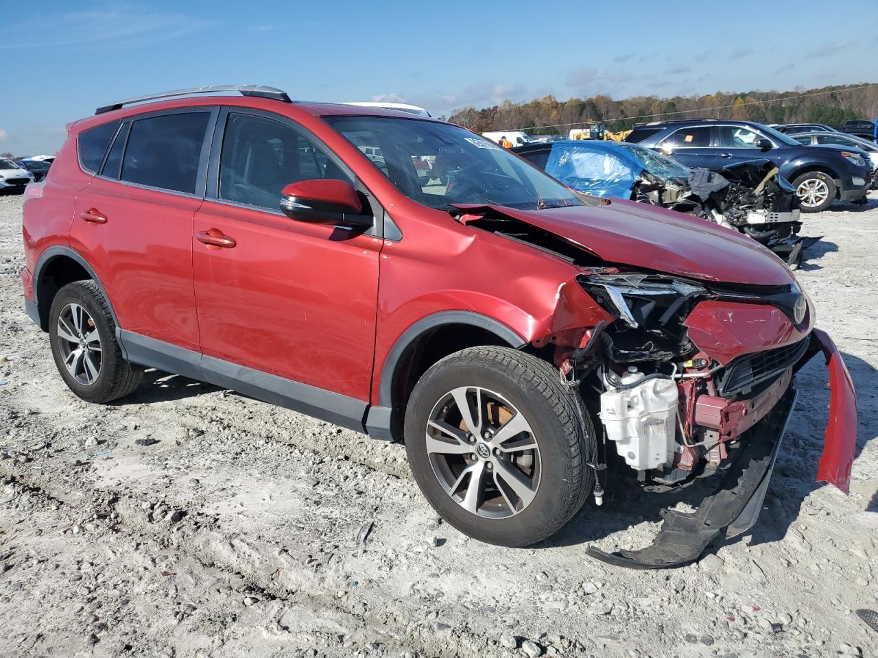 VIN JTMWFREV9HJ122590 2017 TOYOTA RAV4 no.4