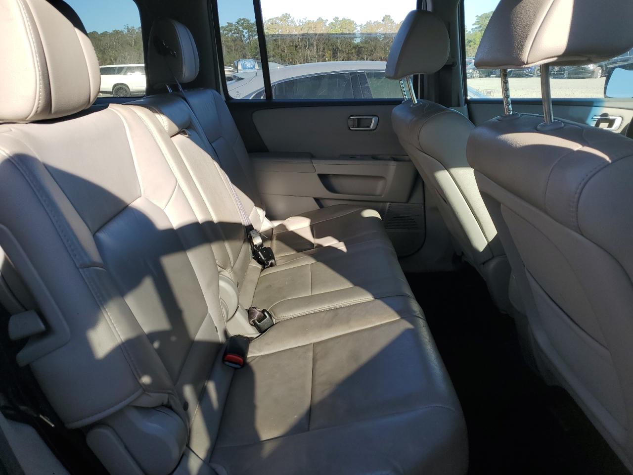 2012 Honda Pilot - Image 11