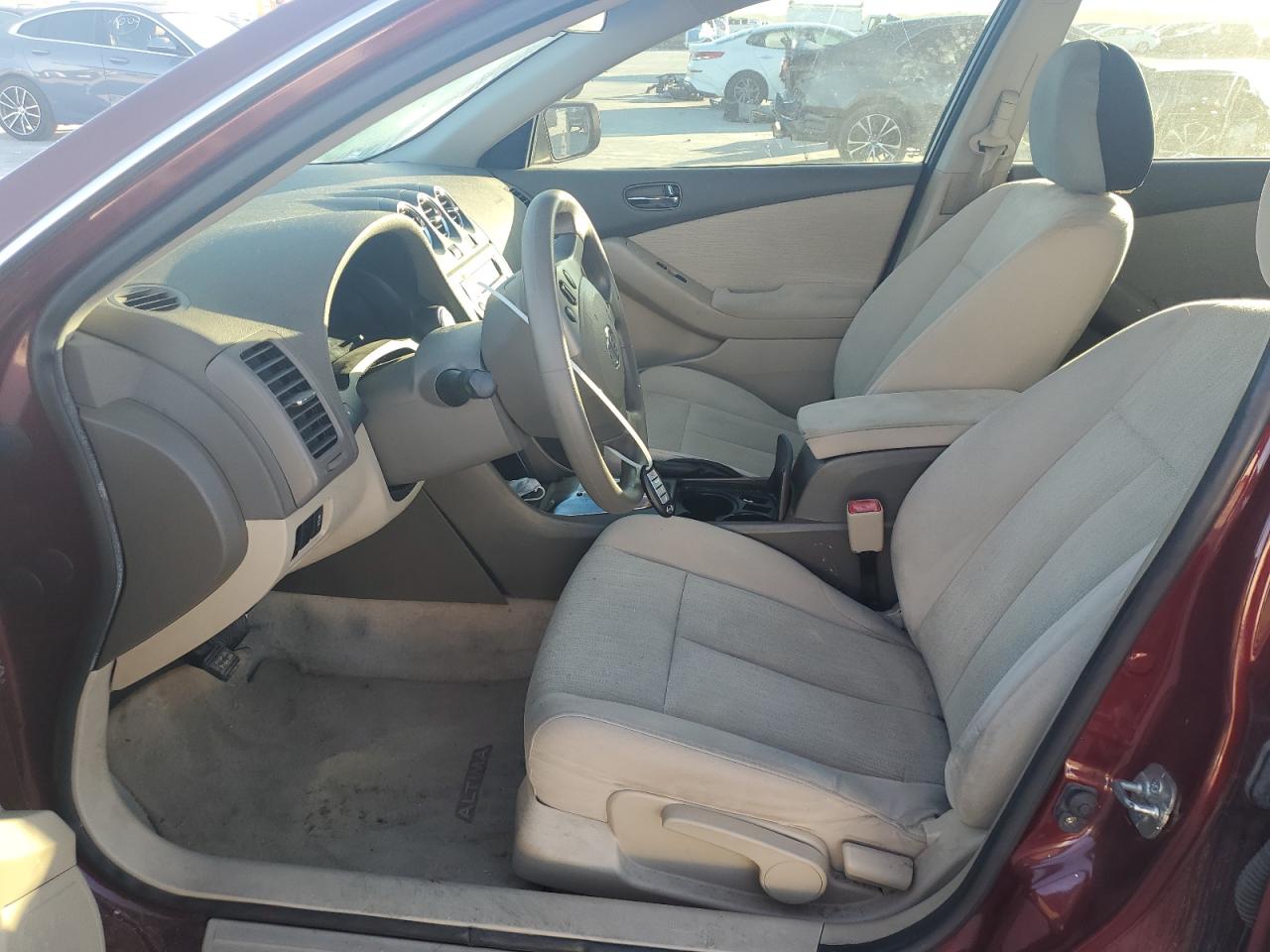 2012 Nissan Altima - Image 7