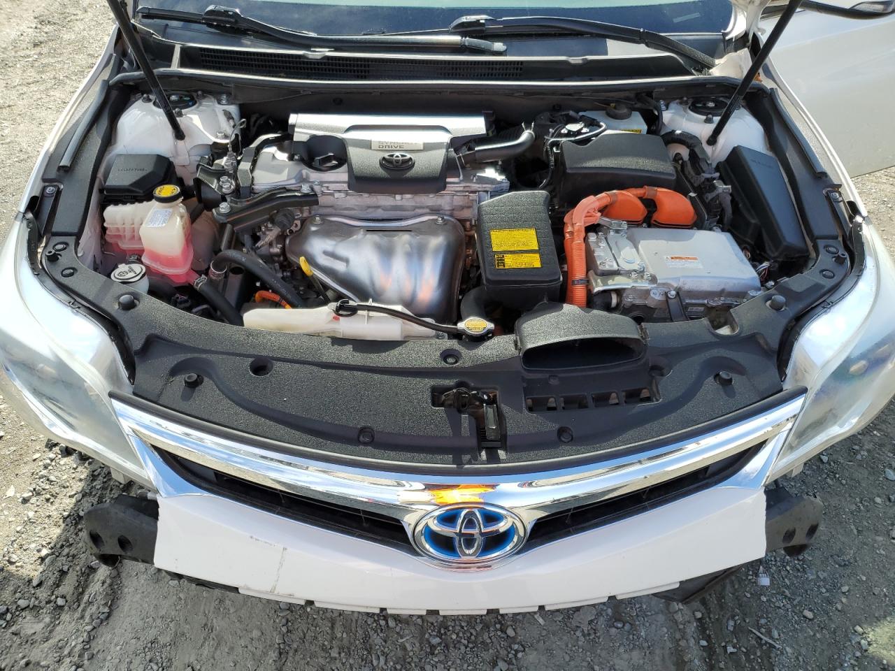 2013 Toyota Avalon - Image 11