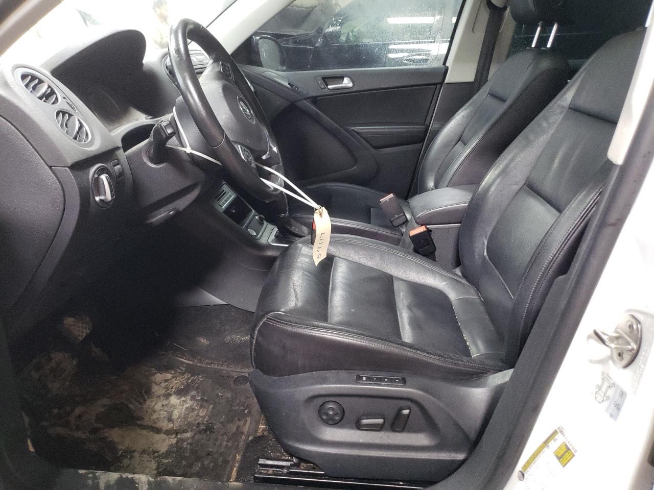 2017 Volkswagen Tiguan - Image 7
