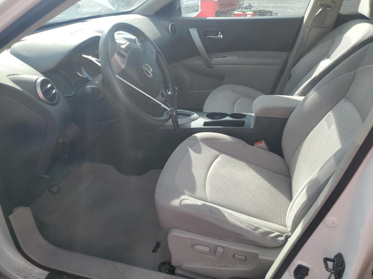 2011 Nissan Rogue - Image 7