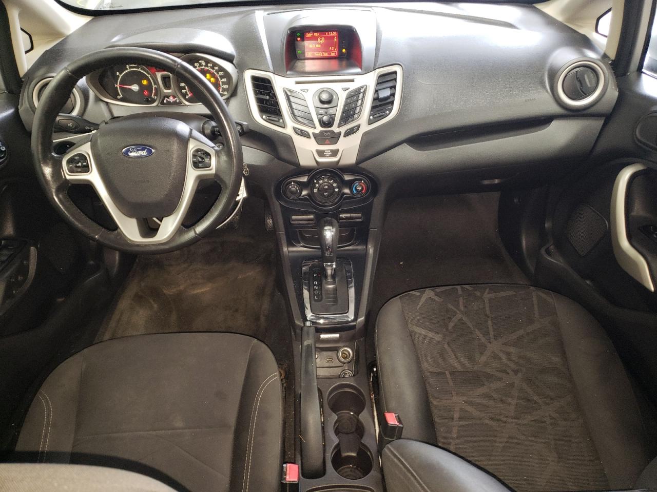 2012 Ford Fiesta - Image 8