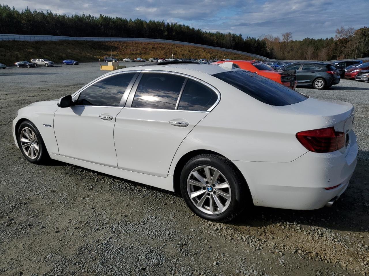 2015 BMW 5er - Image 2