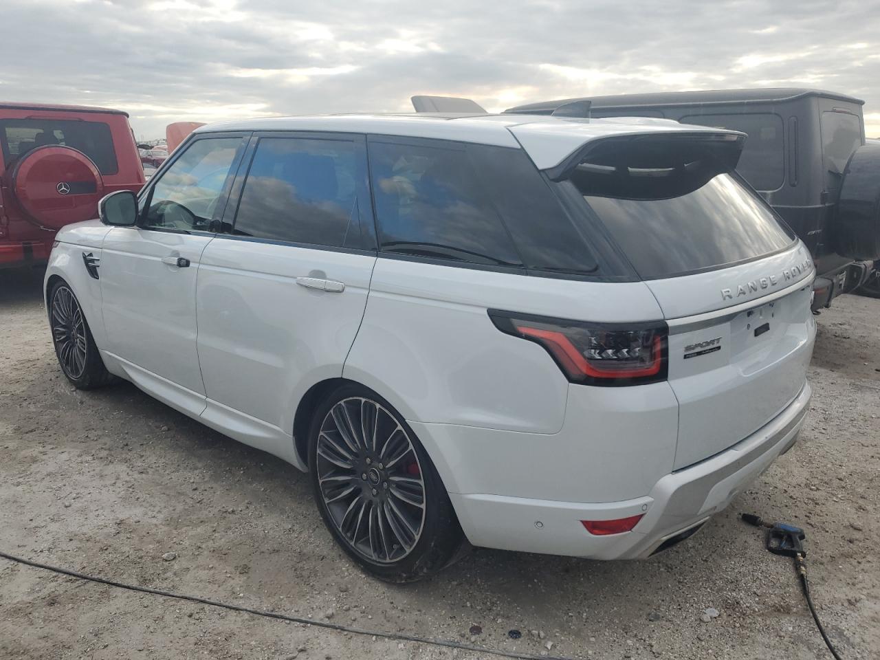 2022 Land Rover Range Rover - Image 2