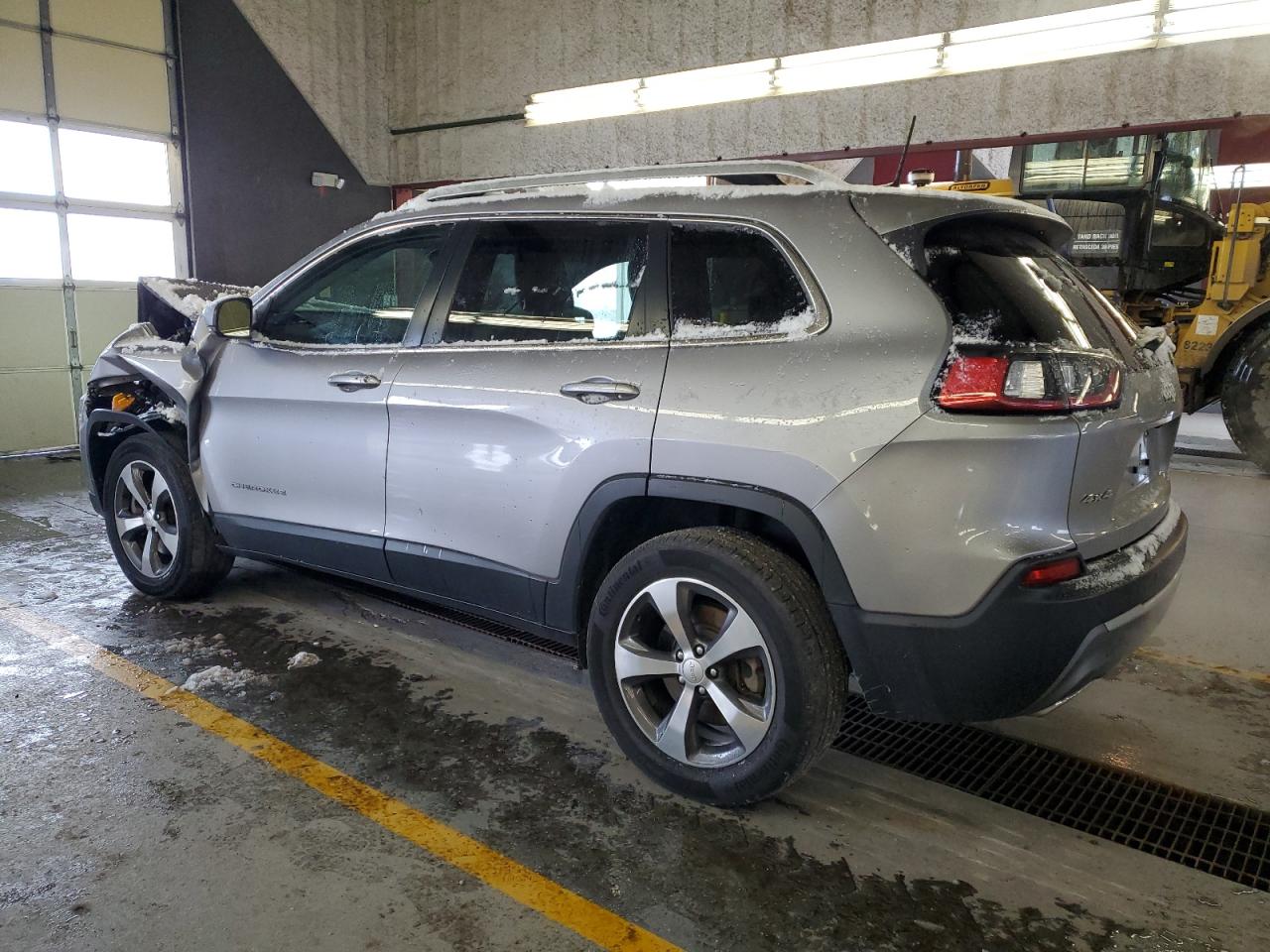 2020 Jeep Grand Cherokee - Image 2