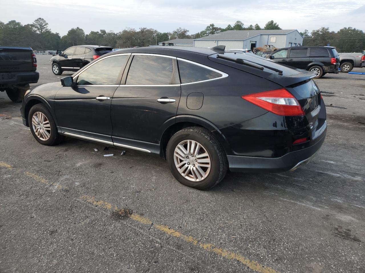2013 Honda Crosstour - Image 2