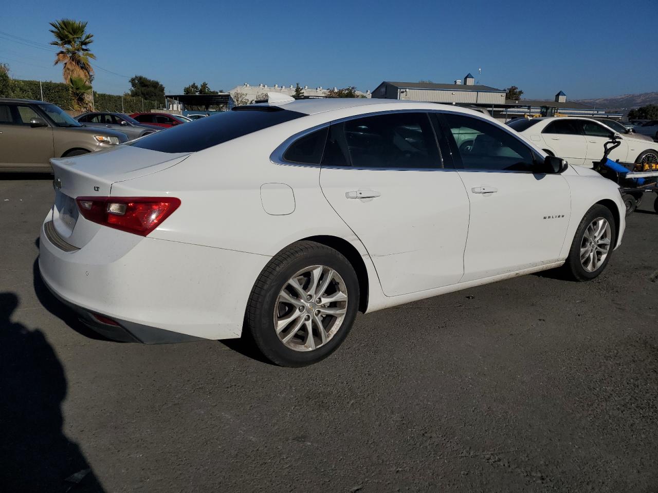 2018 Chevrolet Malibu - Image 3