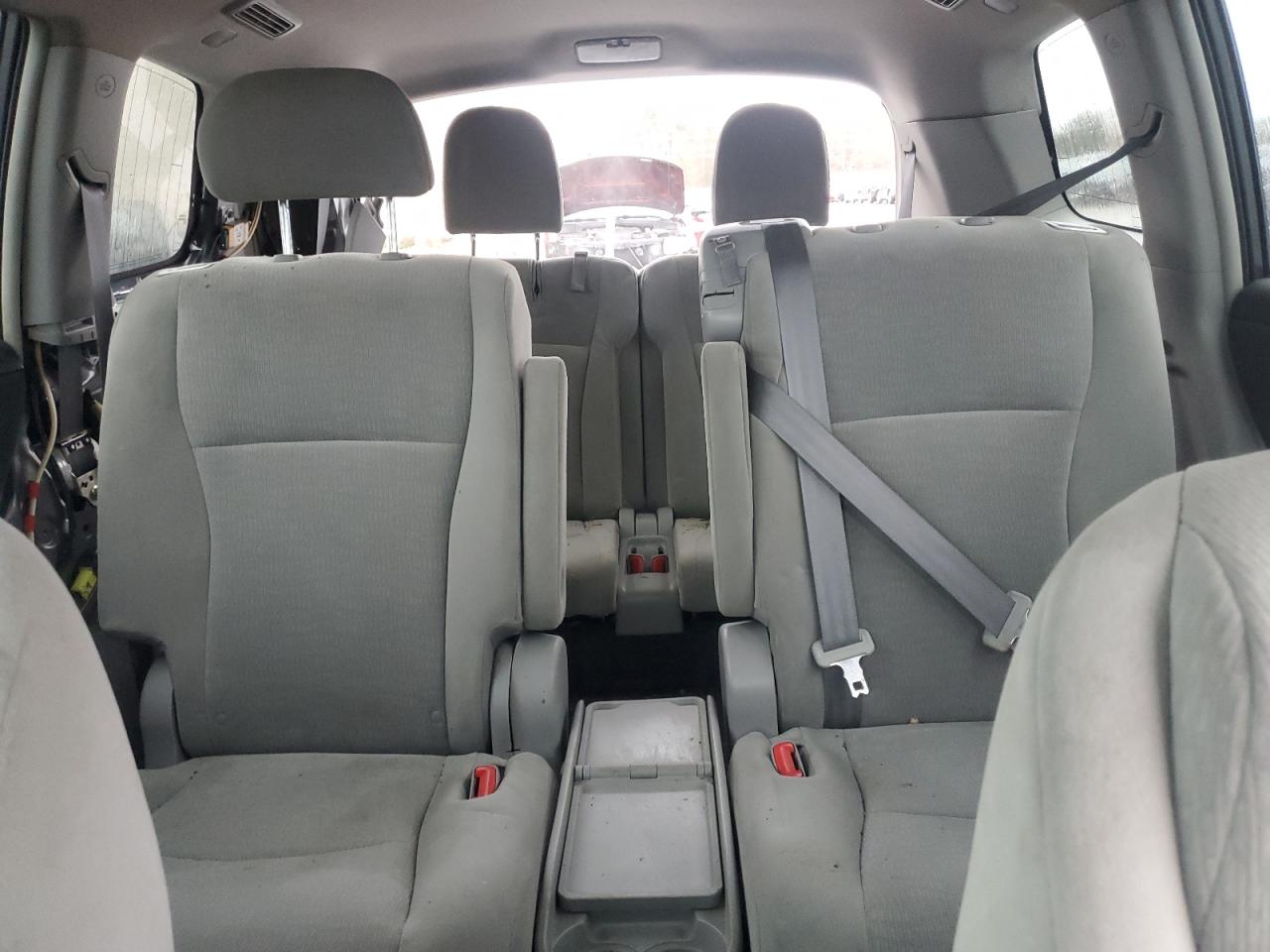 2012 Toyota Highlander - Image 10