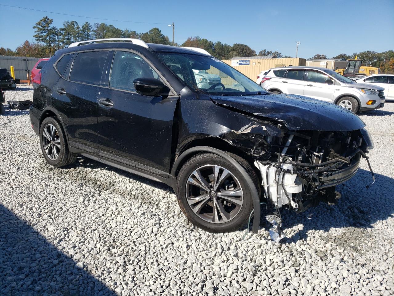 2017 Nissan Rogue - Image 4