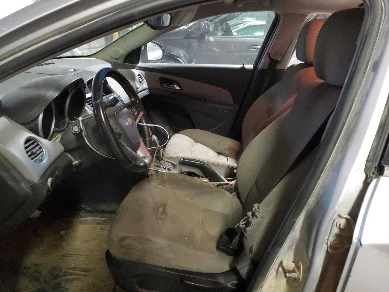 2012 Chevrolet Cruze - Image 7