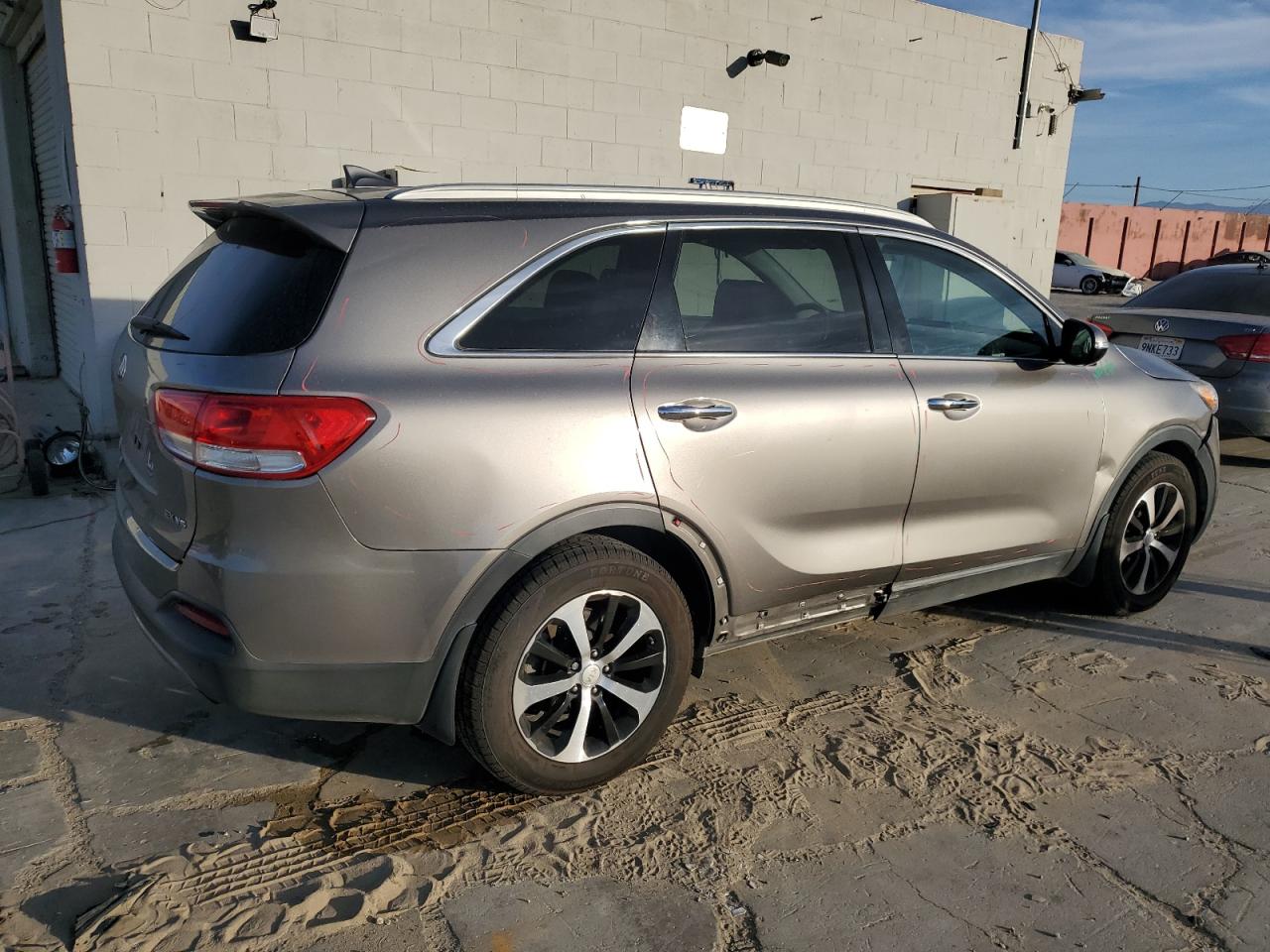 2017 Kia Sorento Ex VIN: 5XYPH4A55HG204050 Lot: 81195654