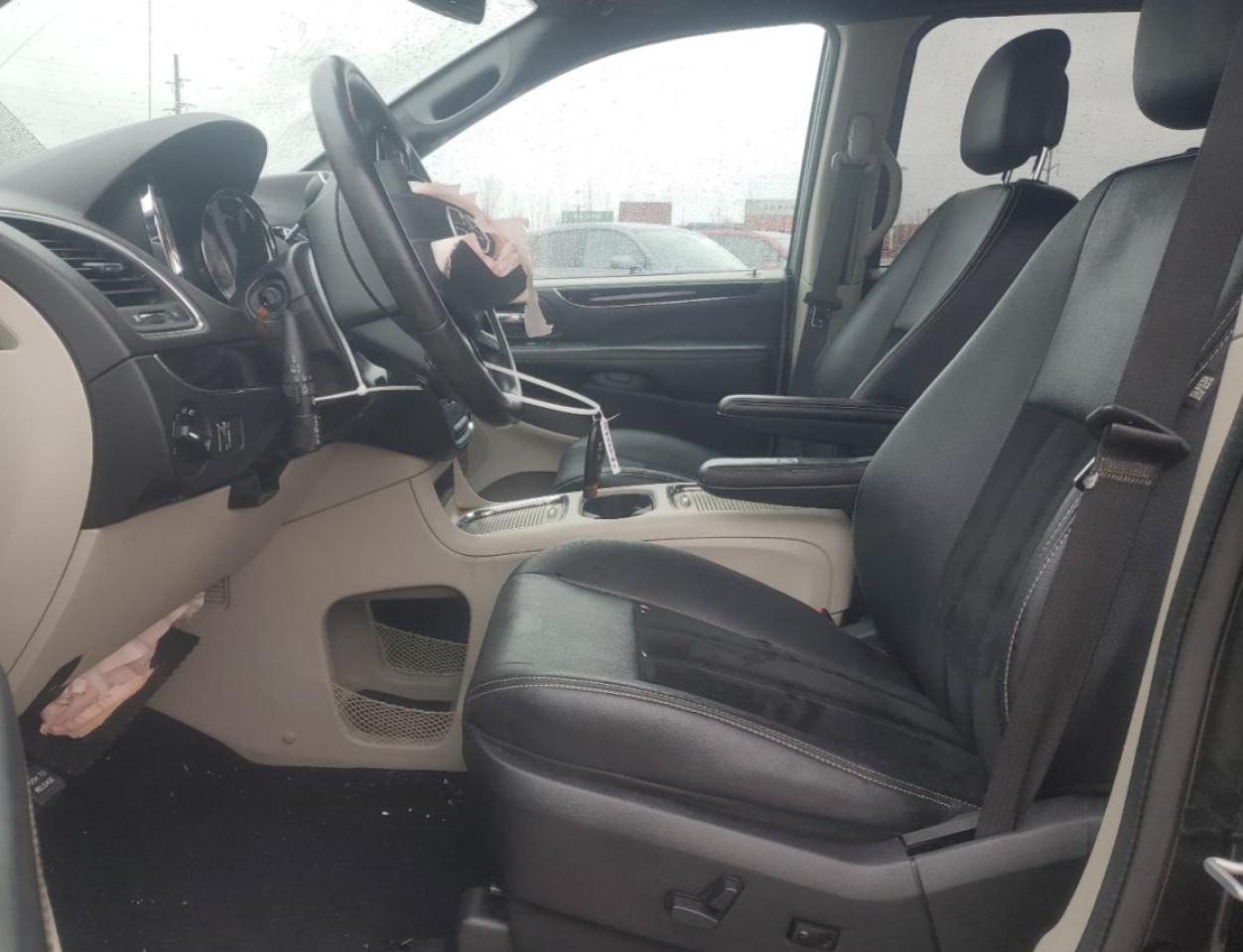 2018 Dodge Caravan - Image 7