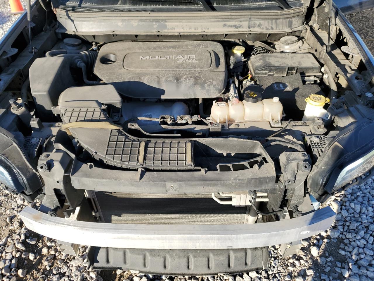 2019 Jeep Grand Cherokee - Image 12