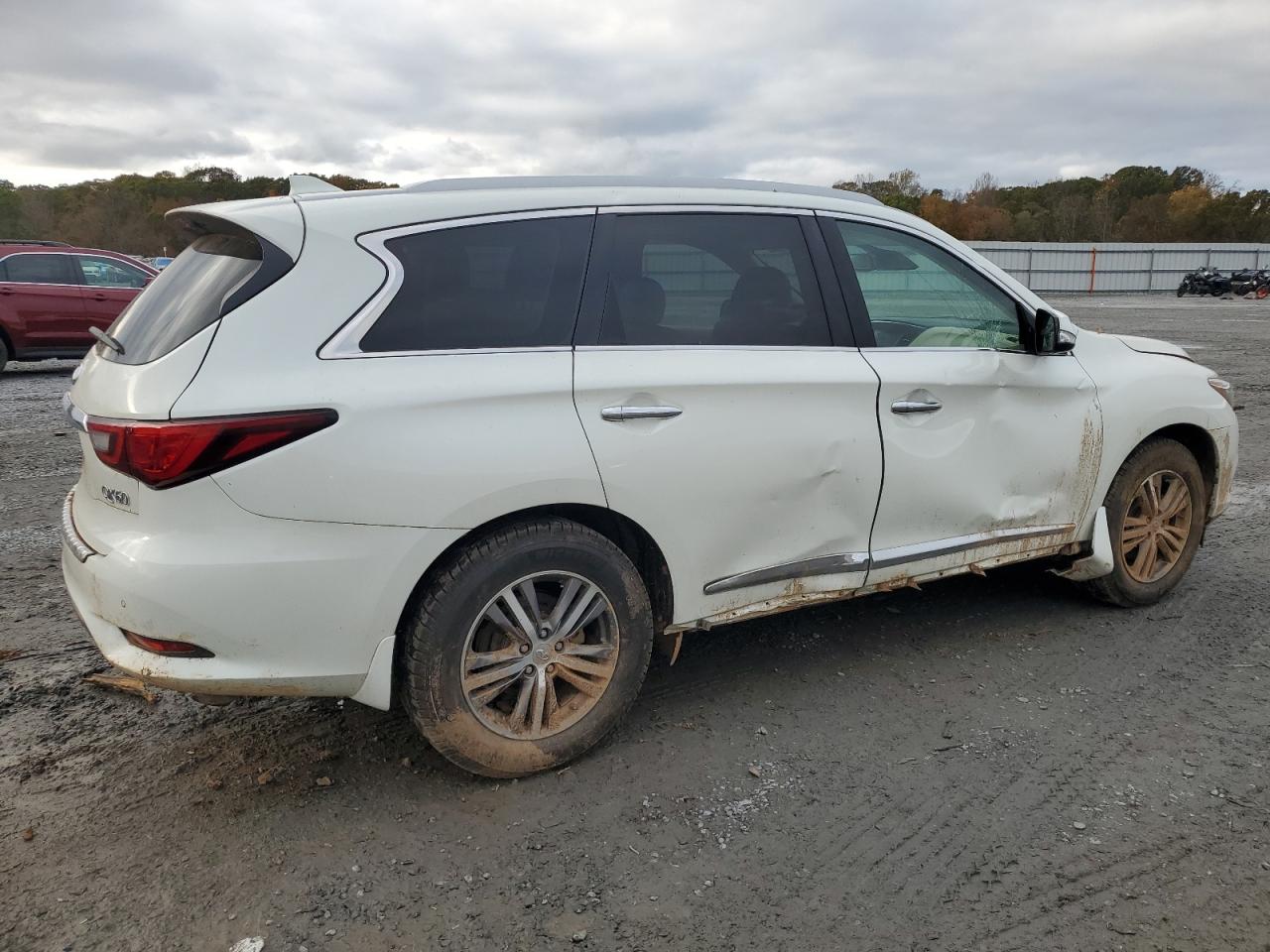 2020 Infiniti QX60 - Image 3