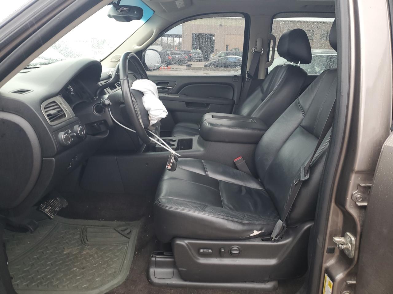 2012 Chevrolet Tahoe - Image 7