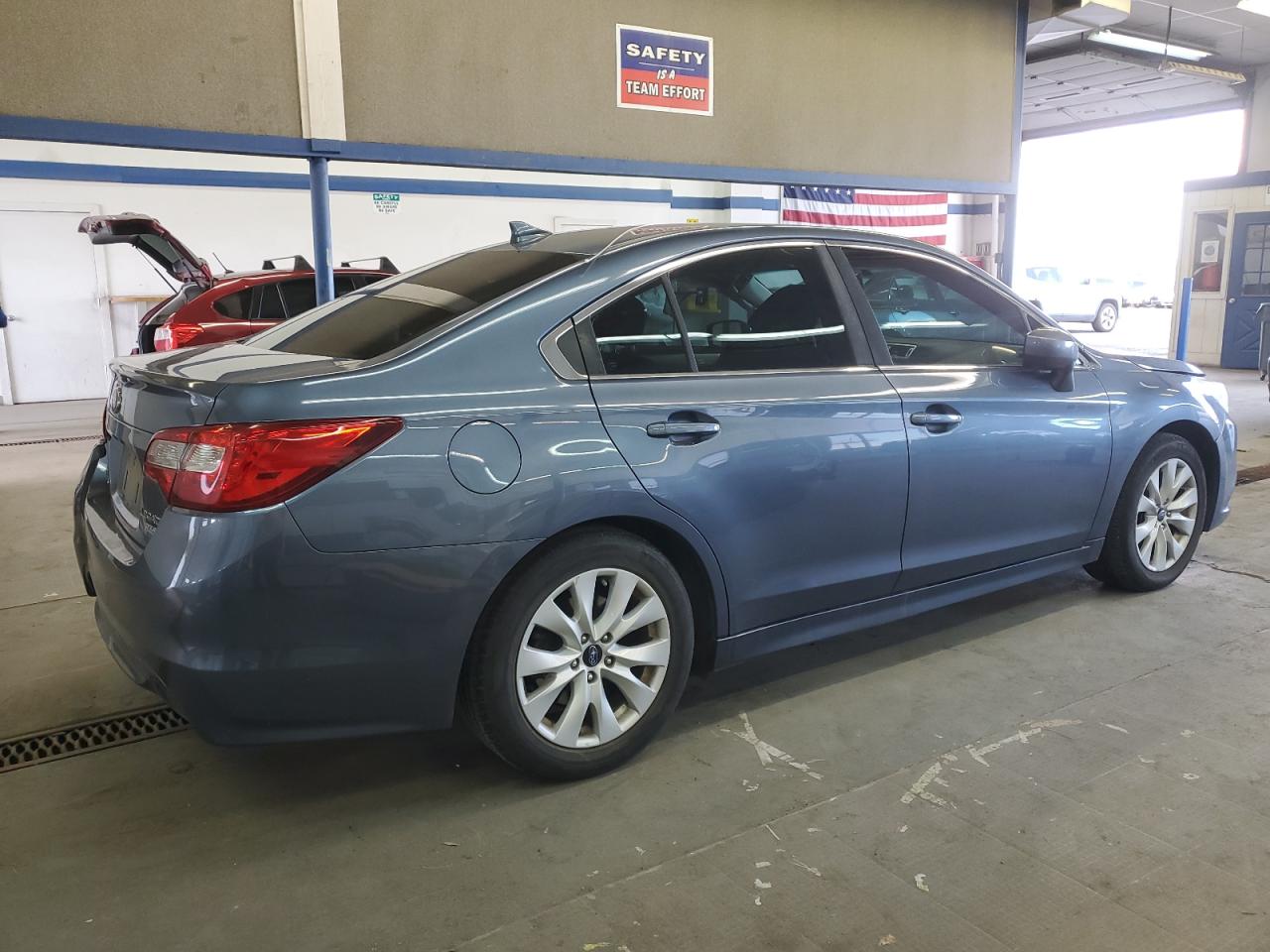2017 Subaru Legacy - Image 3