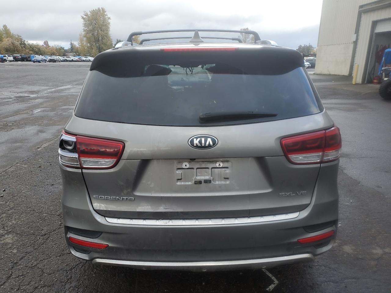 2017 Kia Sorento - Image 6