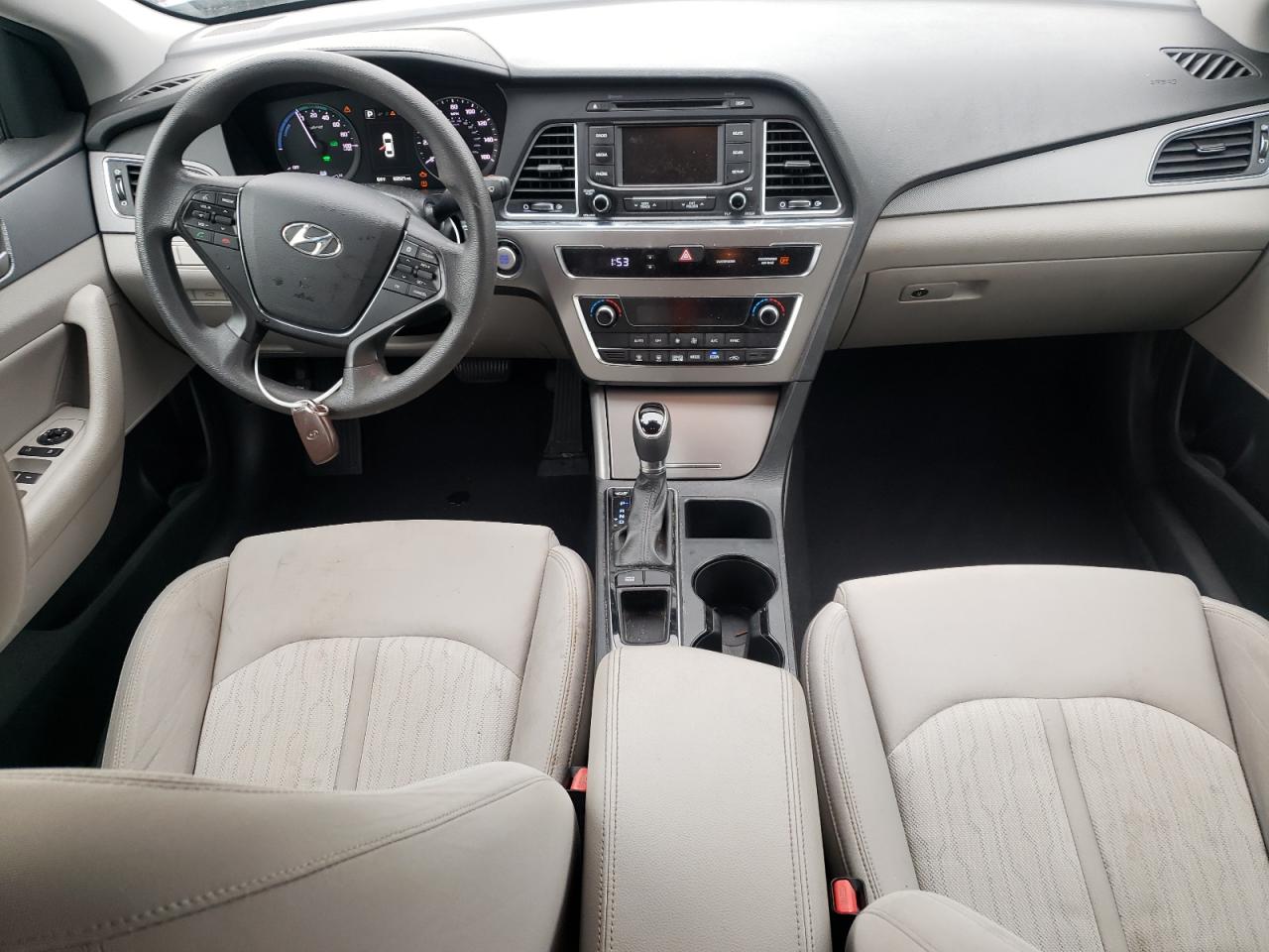 2016 Hyundai Sonata - Image 8