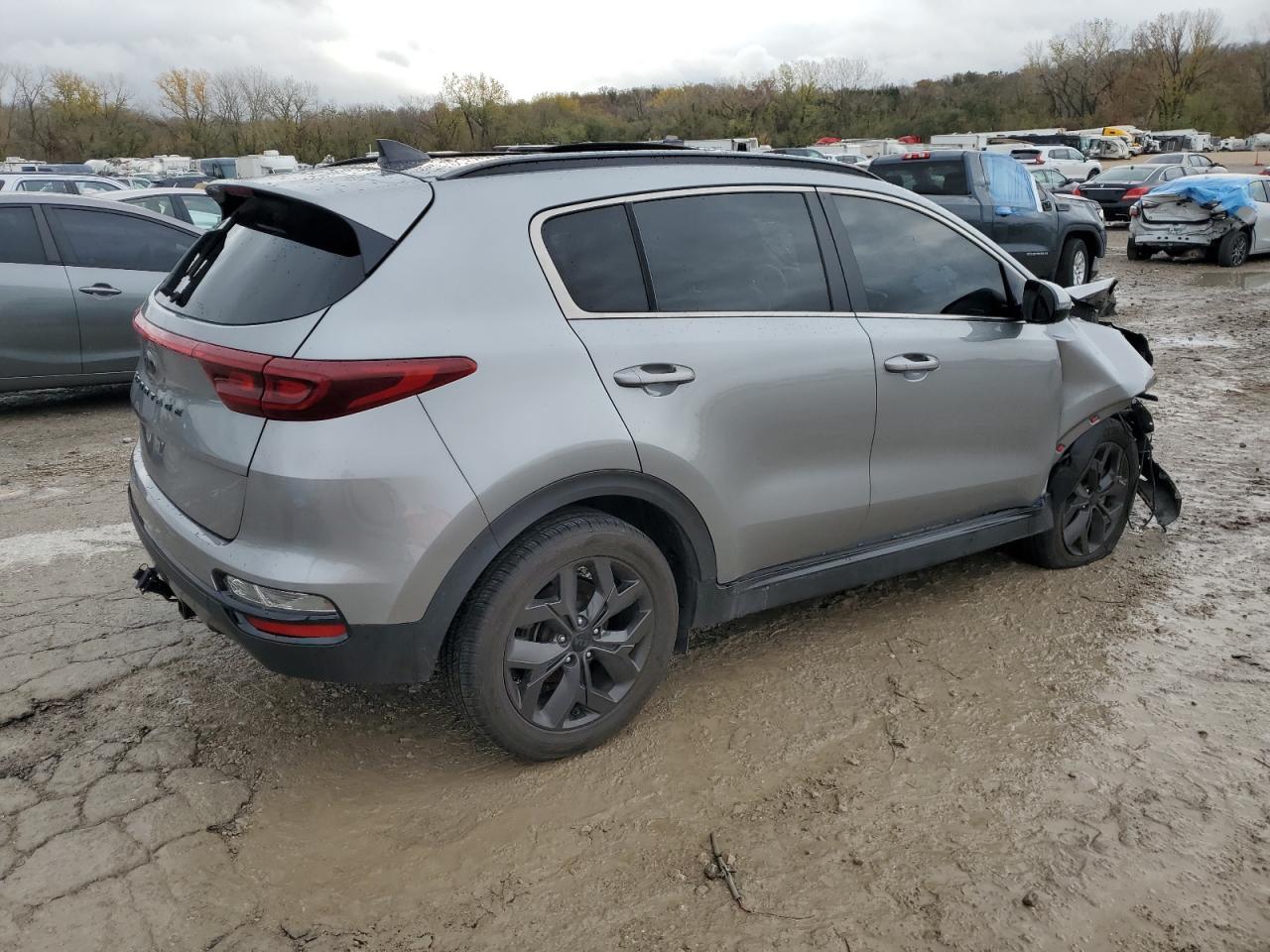 2021 Kia Sportage - Image 3