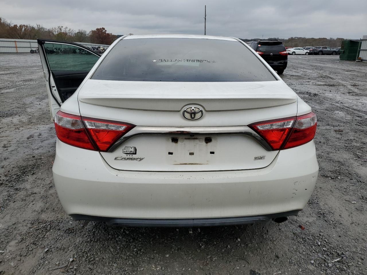 VIN 4T1BF1FK9GU260627 2016 TOYOTA CAMRY no.6