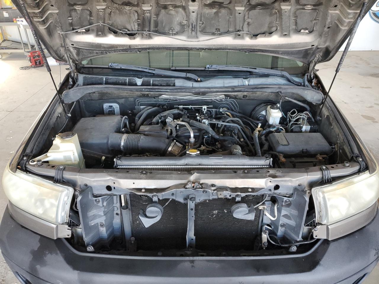 2012 Toyota Tundra - Image 11