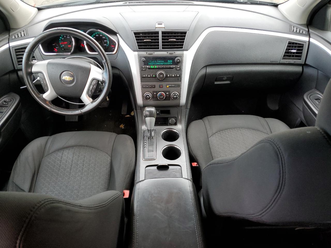 2011 Chevrolet Traverse - Image 8