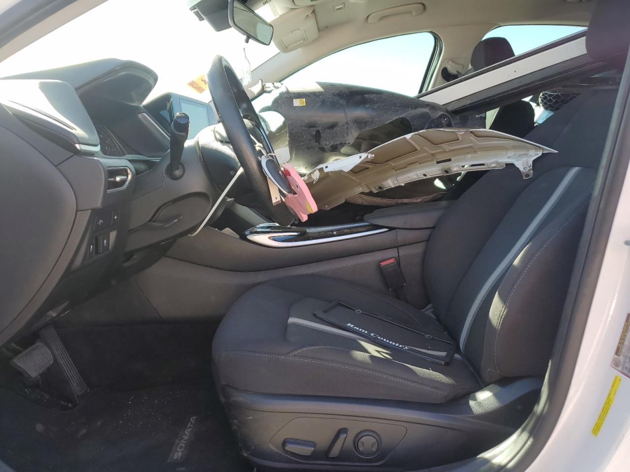 2022 Hyundai Sonata - Image 7