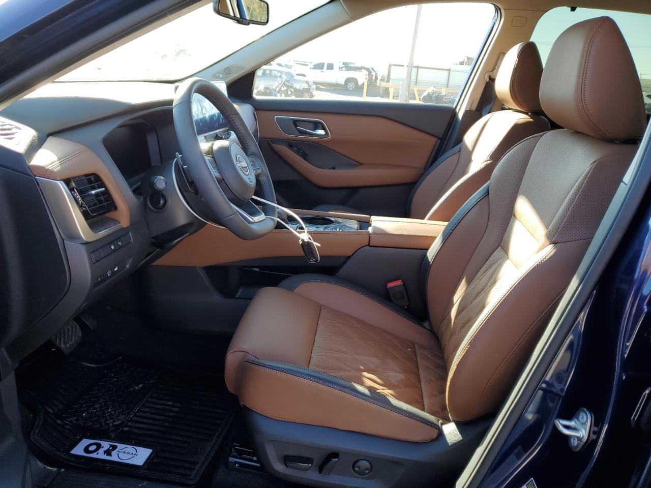 2024 Nissan Rogue - Image 7