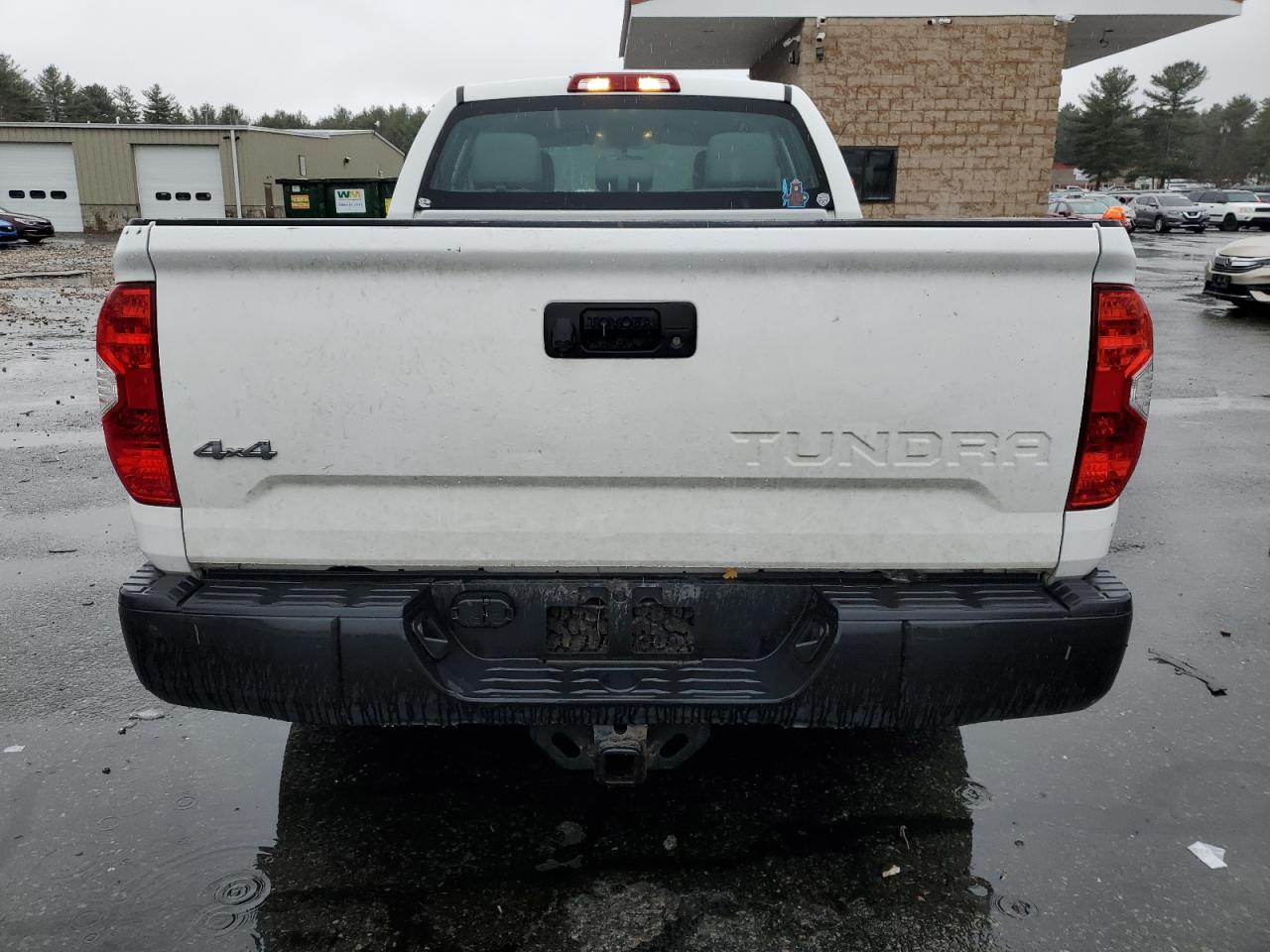 2017 Toyota Tundra - Image 6