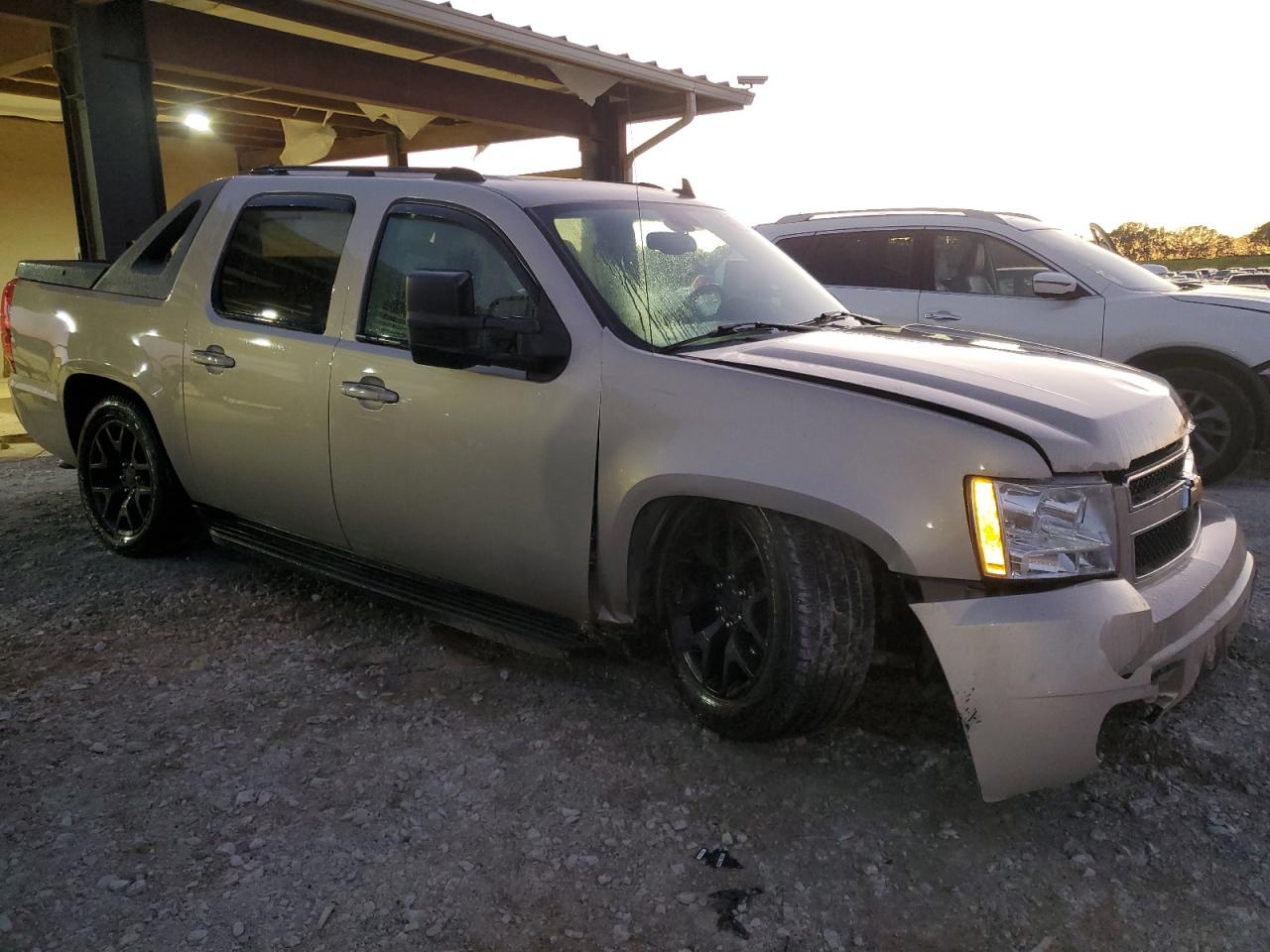 2007 Chevrolet Avalanche - Image 4