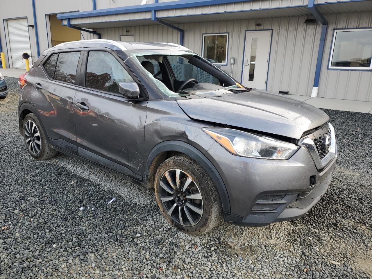 2018 Nissan Kicks - Image 4