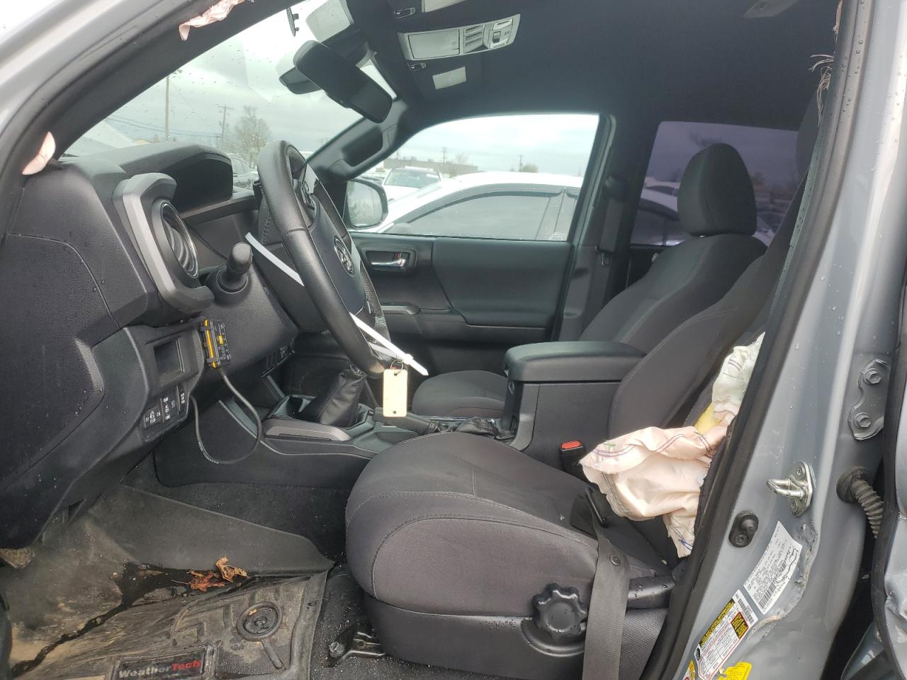 2019 Toyota Tacoma - Image 7
