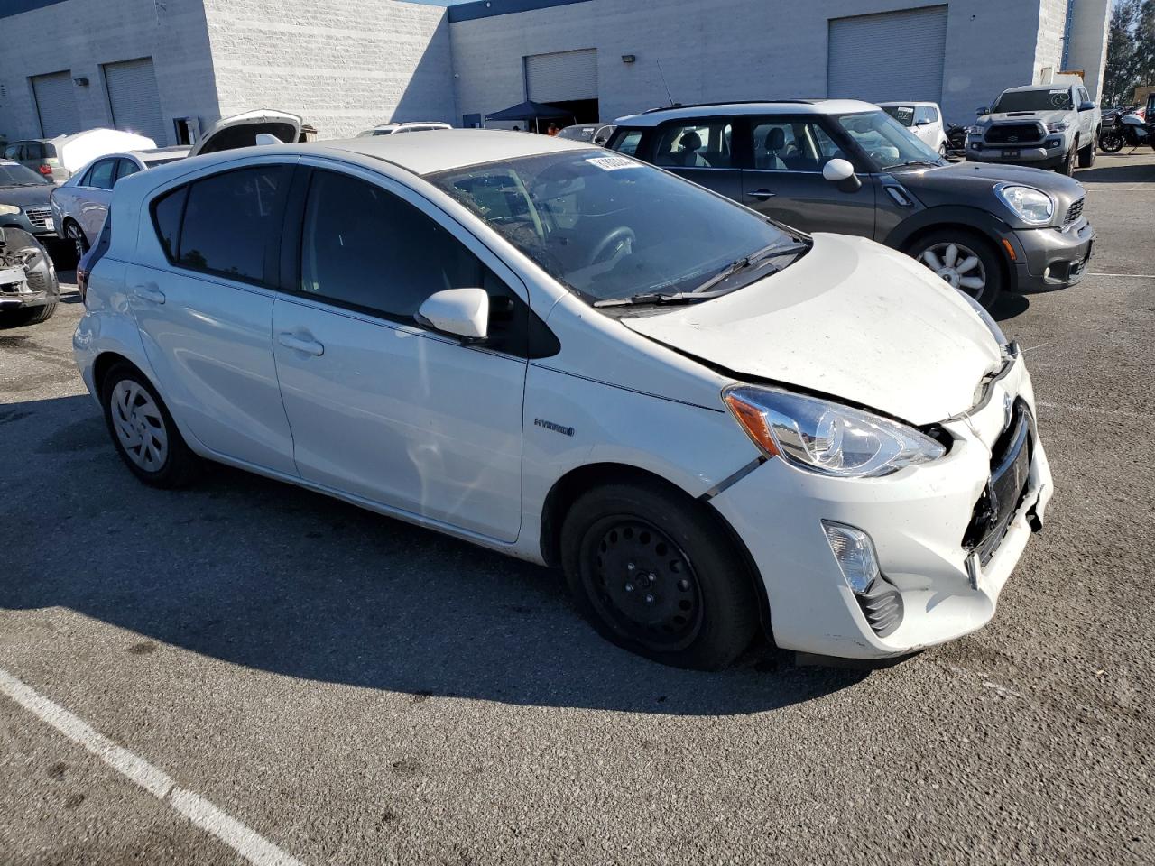 VIN JTDKDTB37G1137611 2016 TOYOTA PRIUS no.4