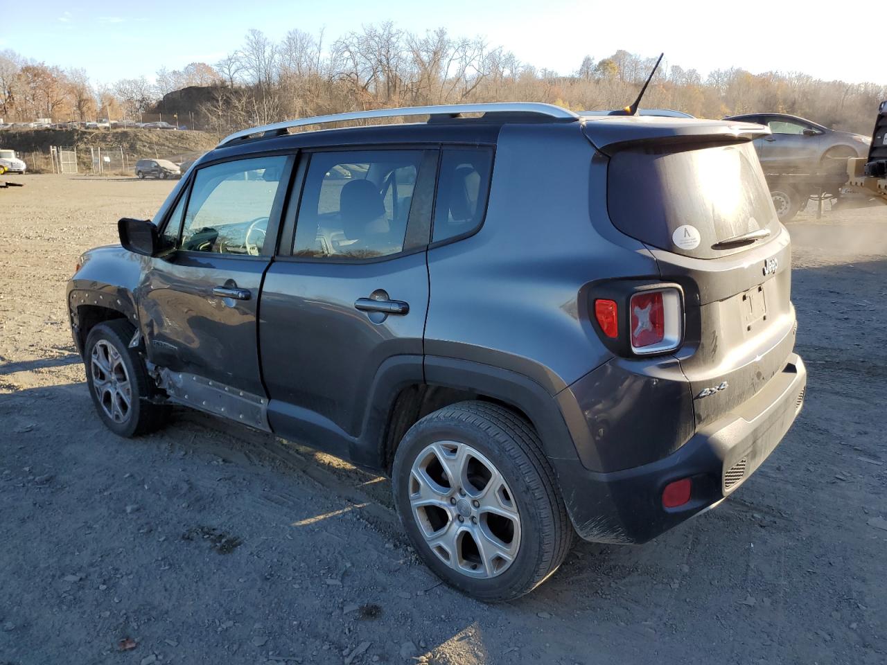 2016 Jeep Renegade - Image 2