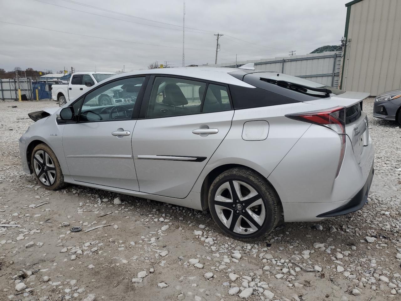 2017 Toyota Prius - Image 2